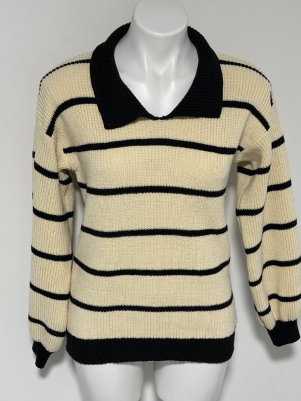 WOMEN'S KNIT SWEATER BLACK COLLARED BLACK & IVORY STRIPES XS